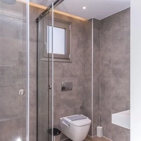 Apartment Plaka
