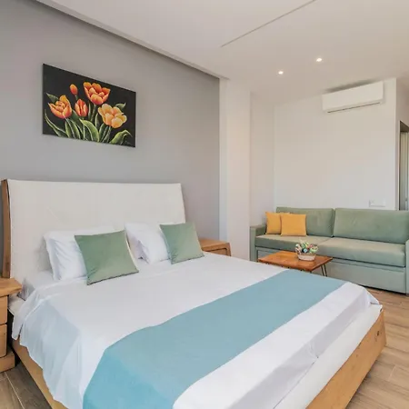 Sea View Suites & Holiday Homes - Plaka Beach Resort *