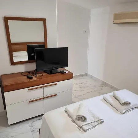 Sea View & Homes - Plaka 아파트