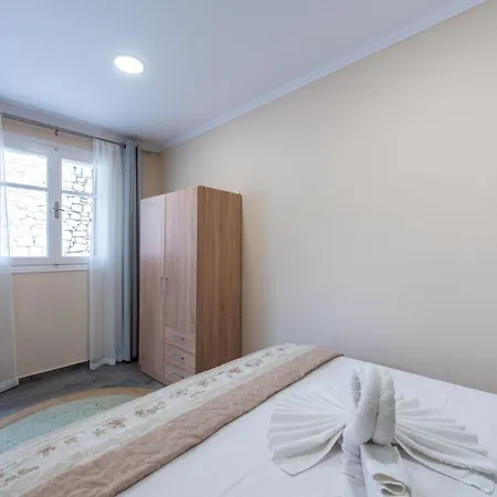Sea View & Homes - Plaka 아파트