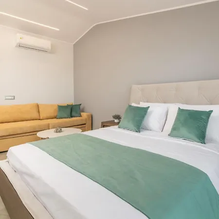 Sea View & Homes - Plaka Apartment *