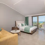 Sea View & Homes - Plaka *